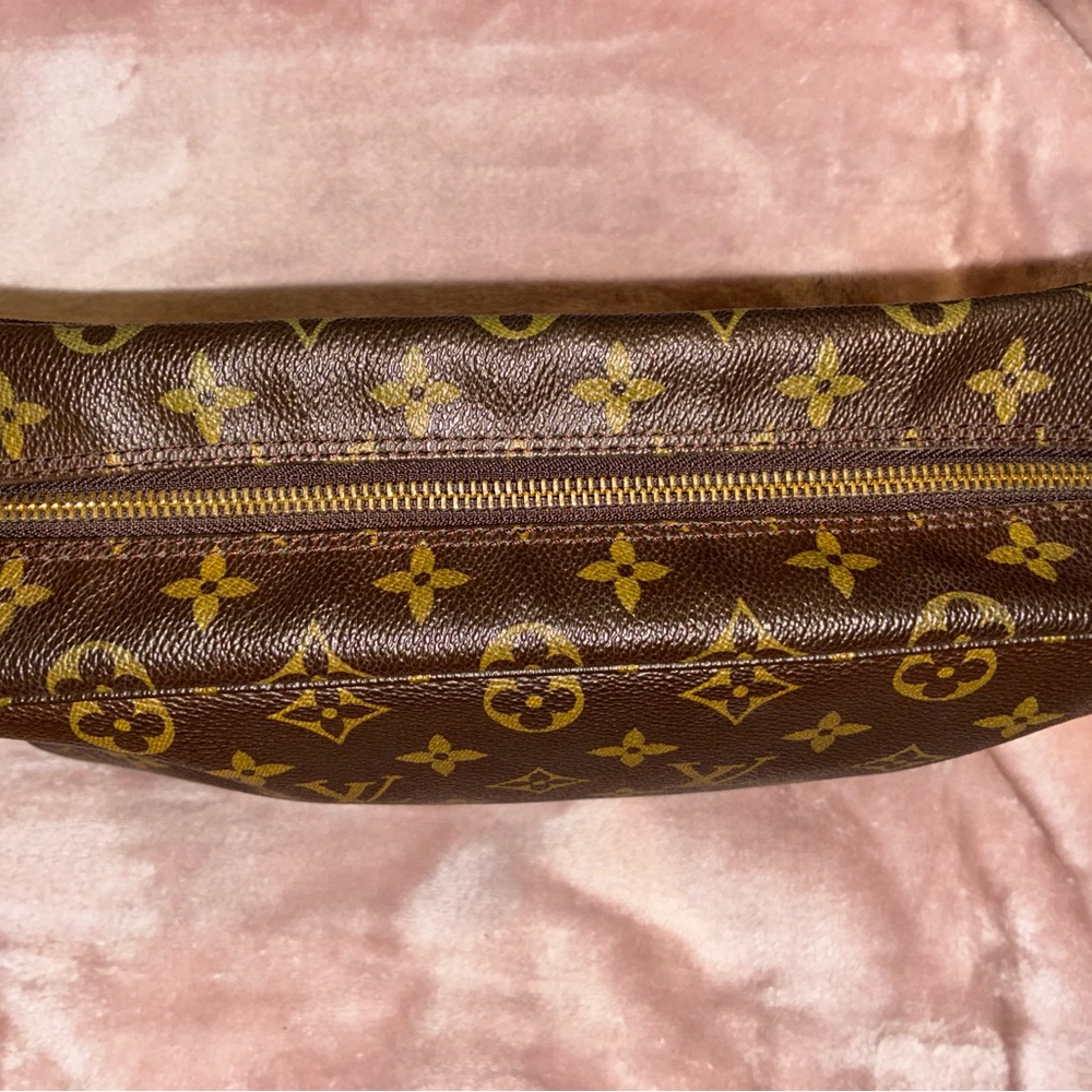 Authentic Louis Vuitton Monogram Trousse 28 (Large Vanity Bag) - Picture 3 of 10
